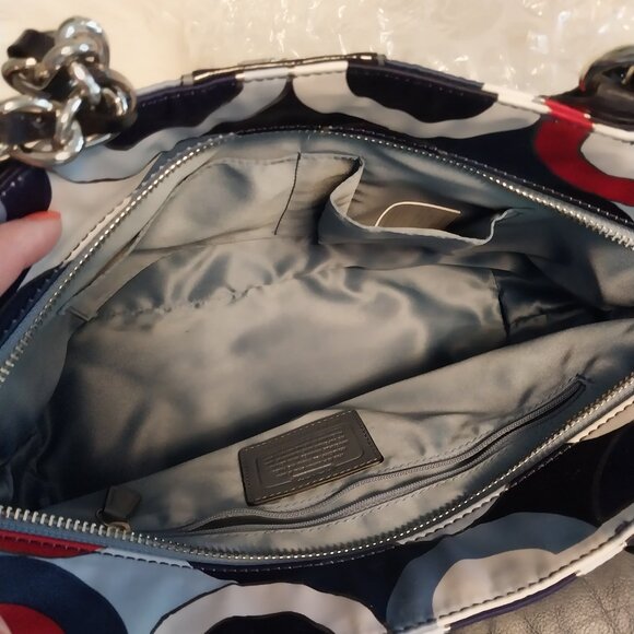 3695 Large Red, White & Blue Coach Tote Bag In Excellent Shape. - Picture 9 of 14